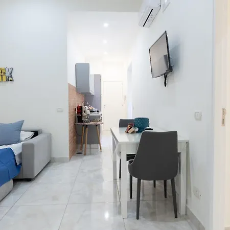 Benni House-2